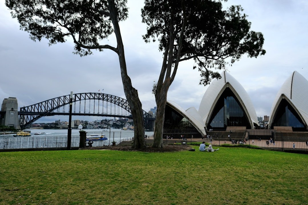 how much do flights to Australia cost